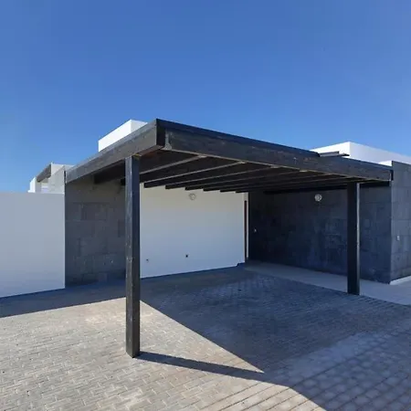 Playa Blanca Sleeps 10 Pool Air Con Wifi